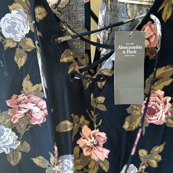 NWT Abercrombie & Fitch Navy Blue Floral Mini Dress Tie Neck Keyhole Back XS - Picture 6 of 11